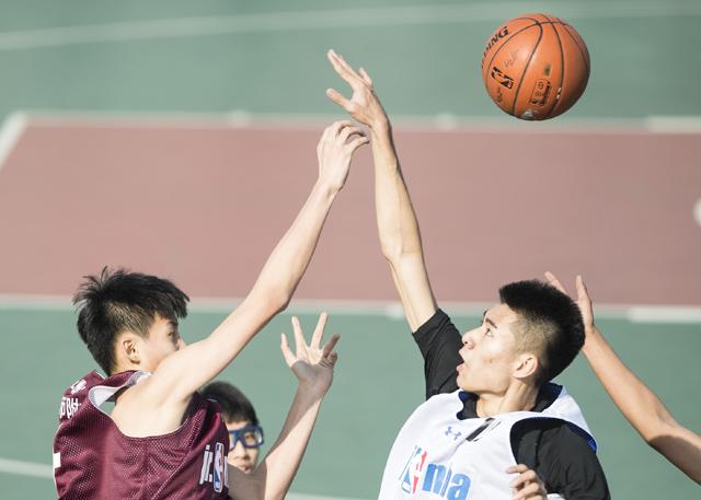 此刻，是敌是友，一片茫然……此次故事主要发生地设置在泰国、缅甸、老挝交接处的著名“金三角”地带，也将进一步关注困境中的人性挣扎，探讨善恶正邪的边界